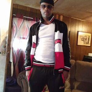 Meet your Posher, Cortez